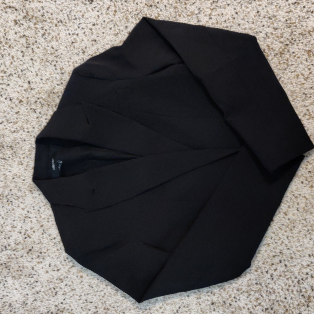 F21 Cropped Blazer